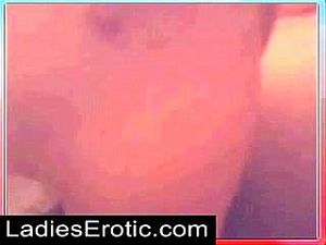 Old granny play with saggy tits and pussy on webcam