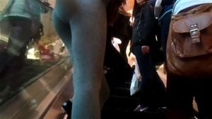 Candid Booty thumbnail