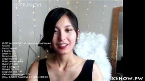 Hot Japanese Babe Orgasming On Web Cam