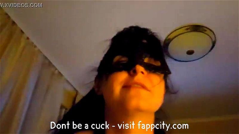 Webcam girl fucks fan