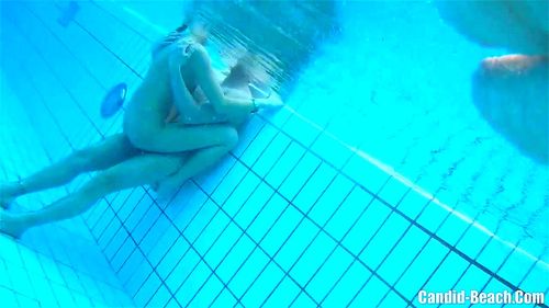 parejas teniendo sexo en la piscina - Gemidos, Pool, Couples Porn - SpankBang