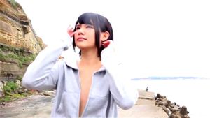 Minami Kishii loves to tease