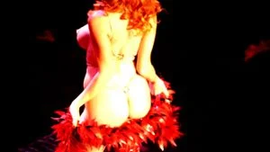 Burlesque strip beauty