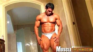 Muscle bodybuilder rimjob and cumshot