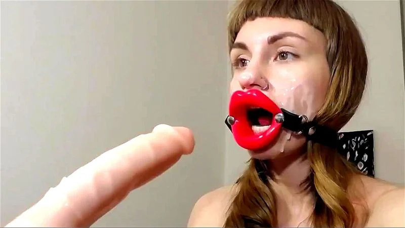 SLOPPY DEEPTHROAT SLUT