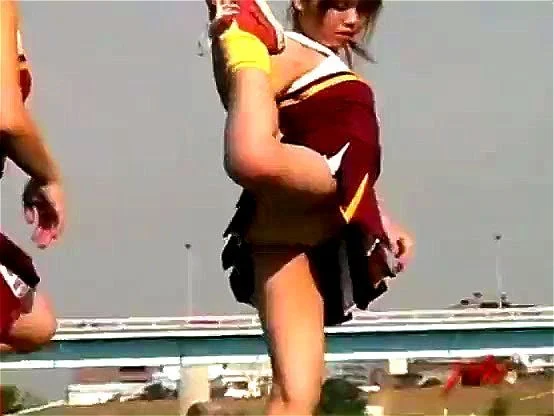 Japanese cheerleaders