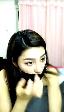 美肌の魅力的な女性配信者 エロ動画 - SpankBang