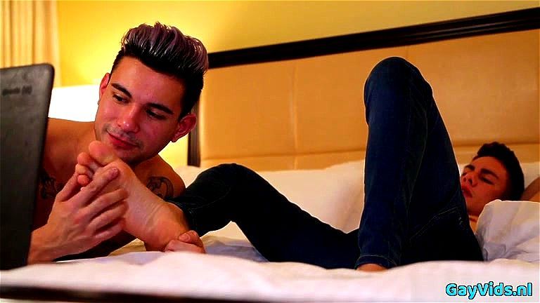 Latin gay foot fetish and cumshot