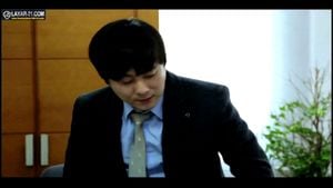 Watch from 0:28:55