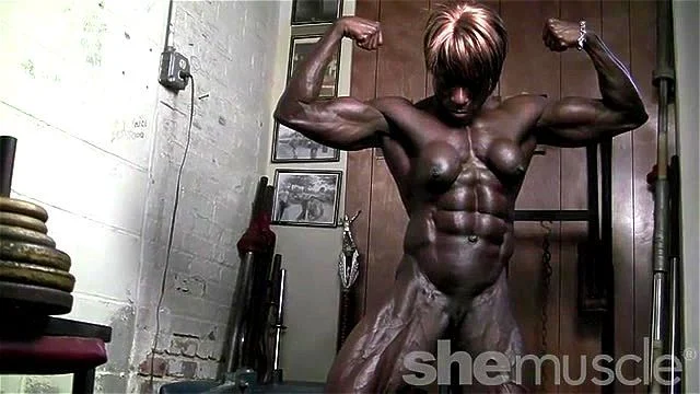 roxanne muscle roxanne muscle