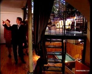 Watch from 0:00:27