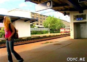 Watch from 0:00:27