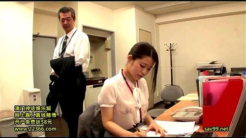 hot bra-less office ladies