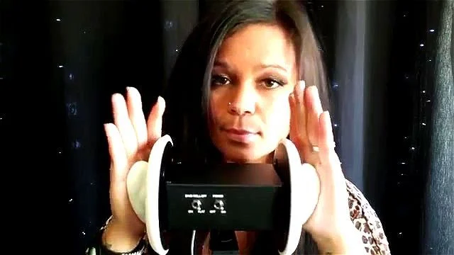 ear massage ear massage
