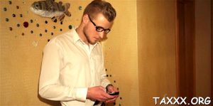 Watch from 0:00:28