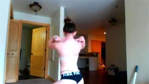 twerk thumbnail