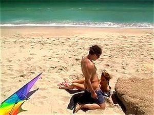 Foursome Vintage Porn Beach - Watch 4some group sex on the beach - Outside, Swinger, Foursome Porn -  SpankBang