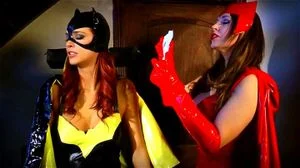 superheroines thumbnail