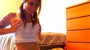 Hailey Leigh  thumbnail