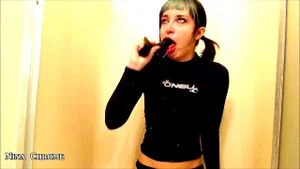 Nina Chrome thumbnail