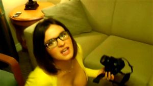 Busty mom thumbnail