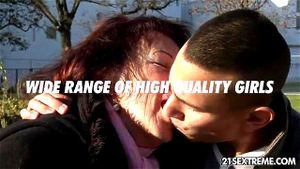 Watch from 0:00:34