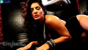 SUNNY LEONE thumbnail