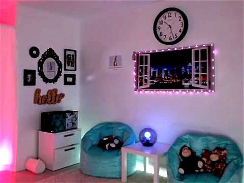 Blonde webcam show Blonde webcam show