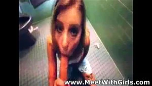 Blowjob by stranger then fuck in public toilet