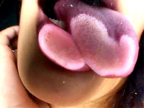 lick kiss thumbnail