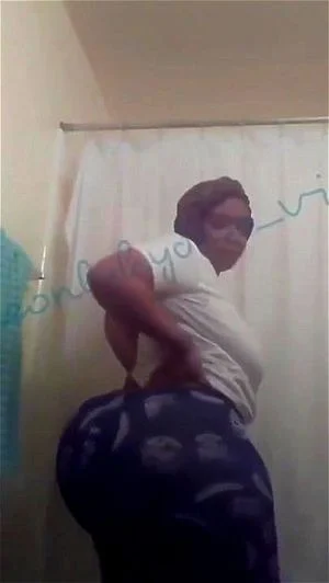 twerk thumbnail