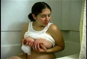 Kurvsgirl Pregnant Bath