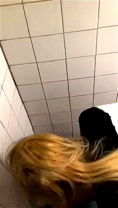 Lesbain porn video – SECRETLY FILMING LESBIANS BEING ROUGH