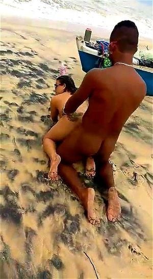 Beach Girls Threesome - Watch Man at the beach enjoying 2 girls - Black Dick, Inter -Racial, Threesome  Porn - SpankBang