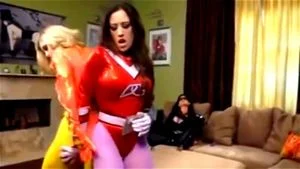 Superheroine thumbnail