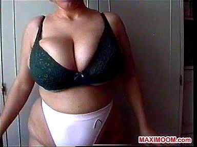 Maximoom's small bras