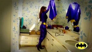 superheroine thumbnail