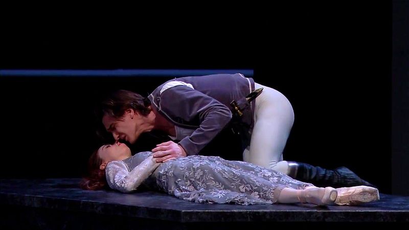 Hung ballet: Romeo & Juliet (Act III)