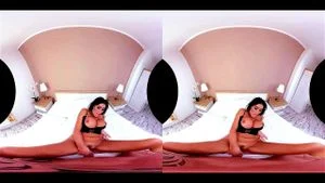 Monster tits vr thumbnail