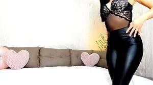 leggins thumbnail