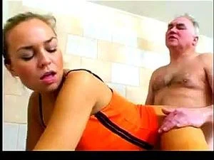 Old/young thumbnail