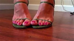 Feet thumbnail