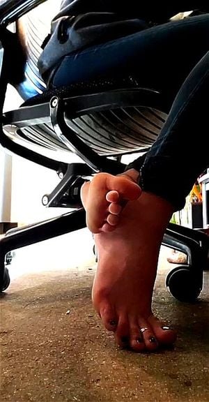 Instagram Live Feet thumbnail