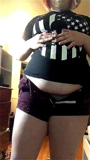 Fat crop top thumbnail