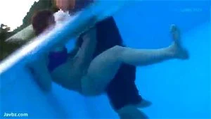 Creampie Underwater  thumbnail