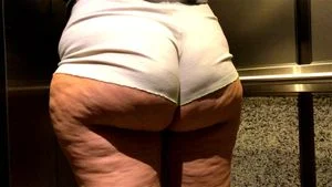 Candid Booty thumbnail