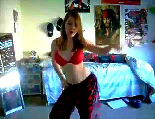 ベラストリップダンスキャプテンジャック エロ動画 - SpankBang