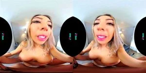 Kissing thumbnail
