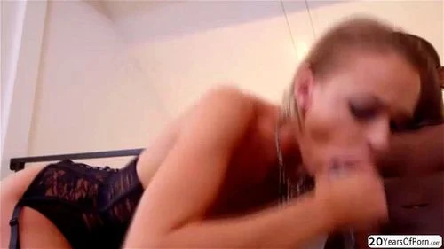 Gorgeous Emma Hix enjoys sucking and fucking Rob Piper huge black cock: Hardcore, Babe & Blonde Porn
