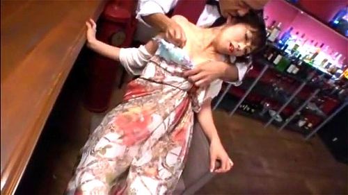 Shihori Endoは、官能的で魅力的なパフォーマンスで知られる日本のポルノスターです。彼女の人気動画をチェックして、同意ある成人パートナーとの大人のファンタジーを探求し、純粋な快楽と大人向けエンターテイメントの瞬間をお楽しみください。彼女の支配的で魅力的な役割を反映したエロティックコンテンツやニッチカテゴリーを検索しましょう。 エロ動画 - SpankBang